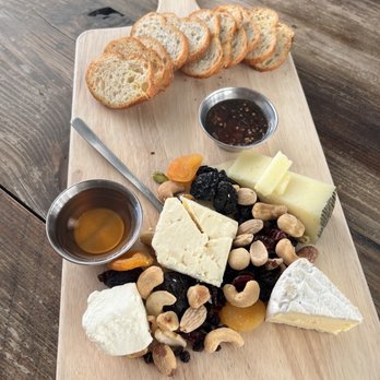 Congaree and Penn - Cheese board - Farms Near Me - Jacksonville, Florida Congaree and Penn - Cheese board - Farms Near Me - Jacksonville, Florida