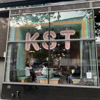 Kong Sihk Tong - Outside - Hong Kong Style Cafe Near Me - Flushing, New York Kong Sihk Tong - Outside - Hong Kong Style Cafe Near Me - Flushing, New York