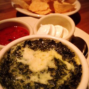 Houston's Restaurant - Chicago Spinach Dip - Steakhouses Near Me - Pasadena, California