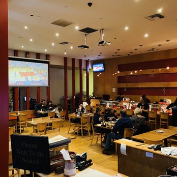 Zakuro - Wide view angle from the receptionist area. - Sushi Bars Near Me - Lincoln, California