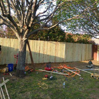 Darrell's Handyman Service - New fence - Handyman Near Me Darrell's Handyman Service - New fence - Handyman Near Me