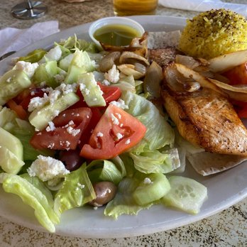 Waterfront Pizza - Salmon plate - Pizza Near Me - Foster City, California