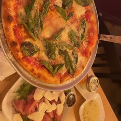Nunzios Kitchen - Naples Salad