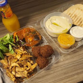 Omar's Mediterranean East Midtown - Chicken shawarma platter - Middle Eastern Near Me - New York, New York