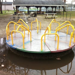 Churubusco Park - There are no draw bridges on this mote.