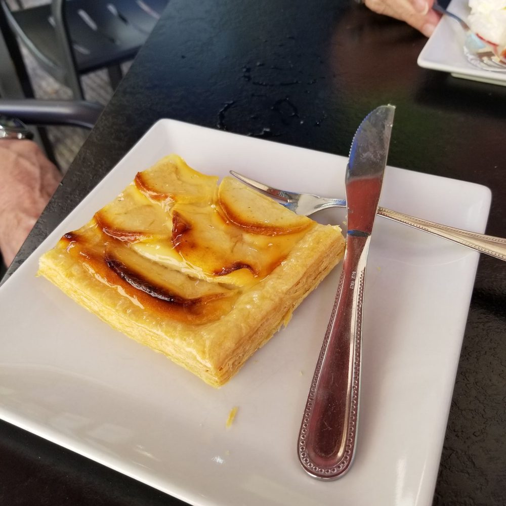 El Rincon del Viajero - Tarta de mangana - Cafeteria Near Me - Zaragoza, Z El Rincon del Viajero - Tarta de mangana - Cafeteria Near Me - Zaragoza, Z