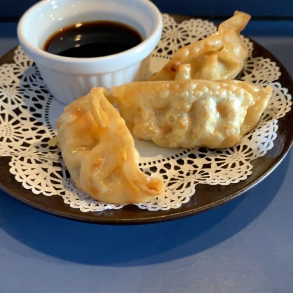 Malulu Sushi - 3 piece fried gyoza - Sushi Bars Near Me - San Clemente, California Malulu Sushi - 3 piece fried gyoza - Sushi Bars Near Me - San Clemente, California