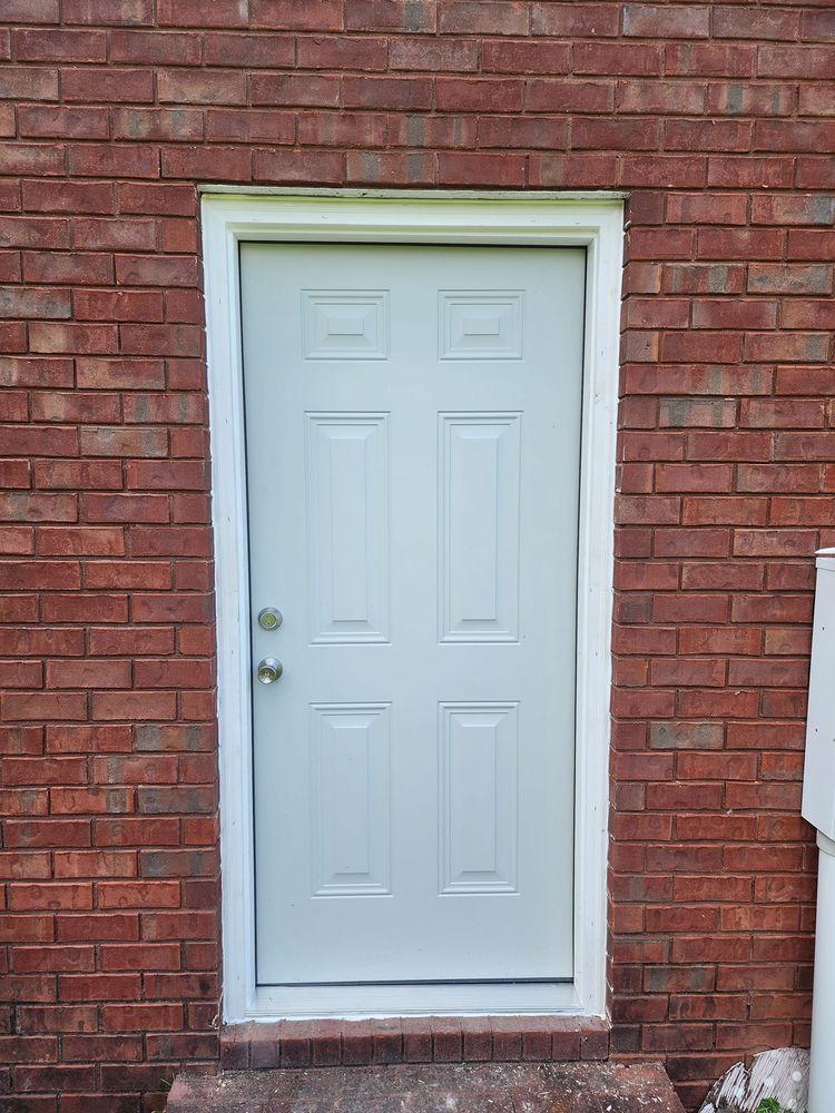 Slide of Mike The Handyman