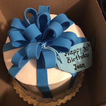 Thomas Cake Shop - Bakeries Near Me - Troy, Michigan