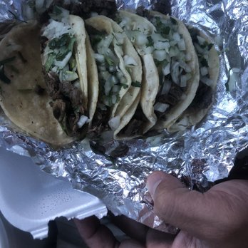 Sergio's Tacos - Carne asada tacos - Mexican Near Me - Montebello, California
