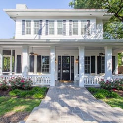 DEN Luxury Short-Term Rentals - Our SxSW rental at Robinhood Trail - beautiful property! Rental company is on top of their game.