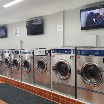 The Laundry Room - Laundromat Near Me - West Babylon, New York