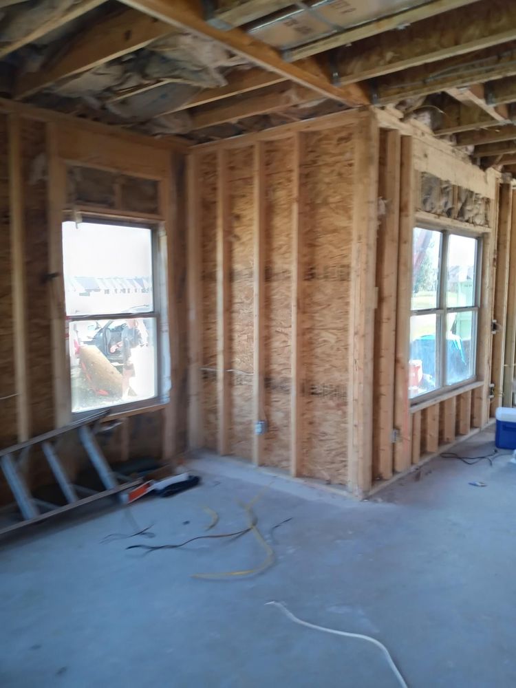 Slide of Watley Remodeling