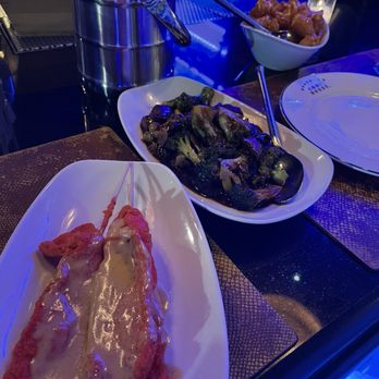 Brooklyn Chop House - Chicken Satays w/ Peanut Sauce my favorite Rock Shrimp Tempura , Filet Mignon Beef & Broccoli - Dim Sum Near Me - New York, New York