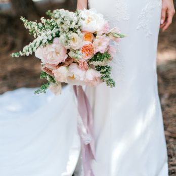 Fig & Vine - Florists Near Me Fig & Vine - Florists Near Me