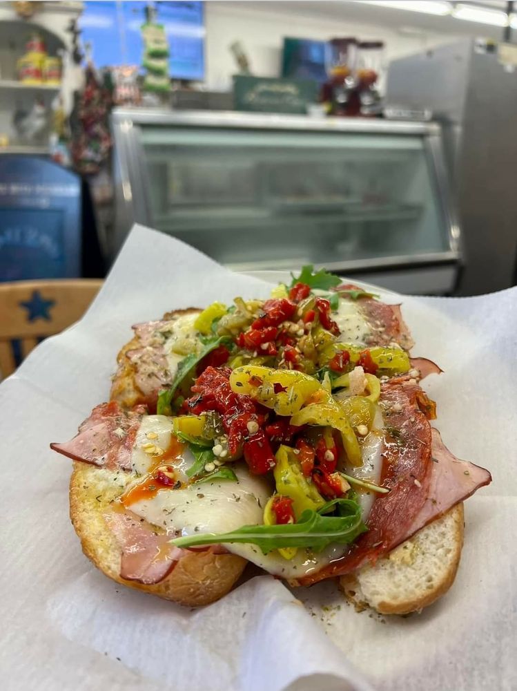 LITTLE PALERMO DELI & MARKET 39 Photos 3452 US96, Silsbee, Texas