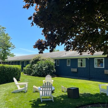 Seaglass Inn and Spa - Lounge areas - Hotels Near Me - Provincetown, Massachusetts