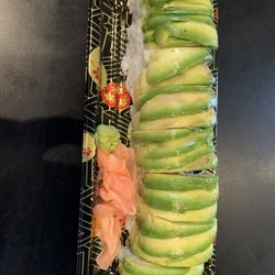Chop Chop - Green dragon roll sushi