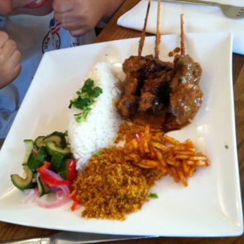 Blauw - €12,50 Kid Plate: 3 chicken satay skewers, sticky fried potatoes, coconut, pickled cucumbers, white rice. NOT ON MENU: must ASK! - Indonesian Near Me - Amsterdam, New Hampshire