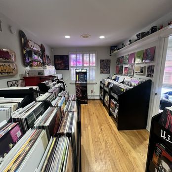 Good Taste Records - Vinyl Records Near Me - Boston, Massachusetts Good Taste Records - Vinyl Records Near Me - Boston, Massachusetts