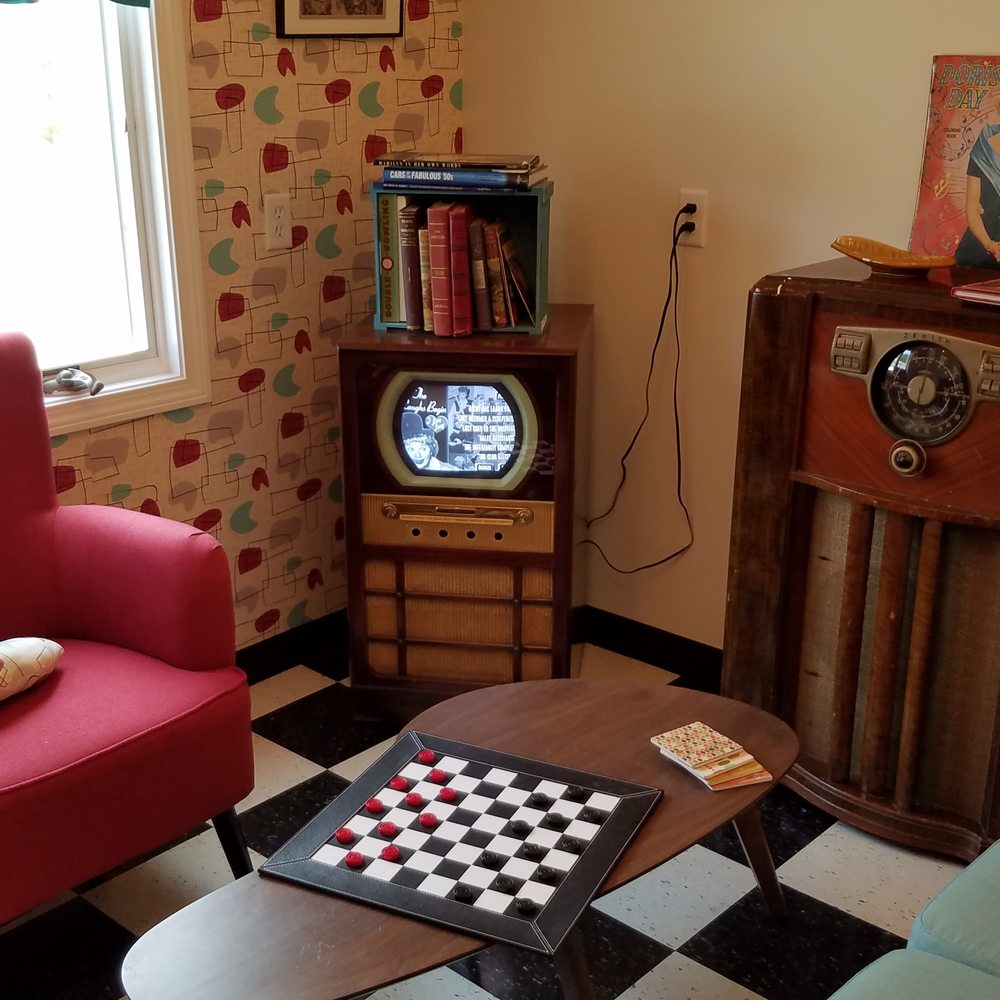 Kitsch sitting area
