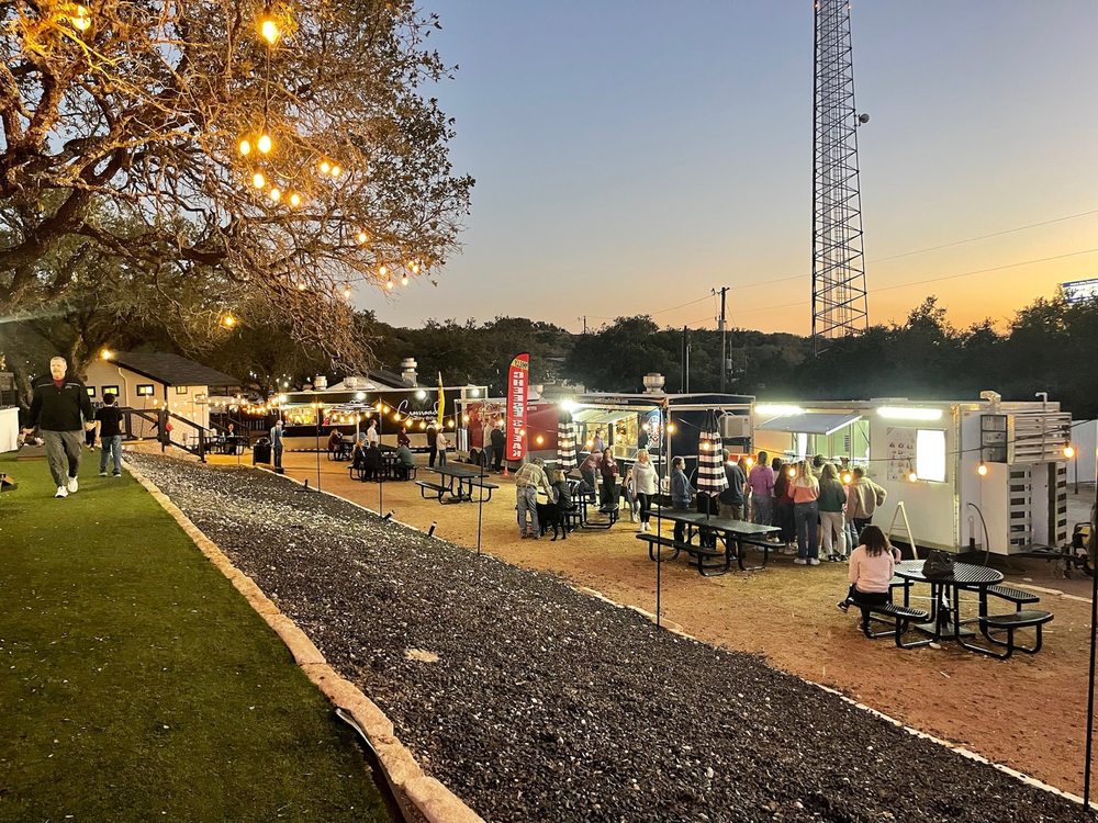 TREE HAUS TAVERN 56 Photos & 47 Reviews 15000 State Highway 46 W