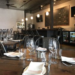 Rancho Capistrano Winery - Table and Bar seating
