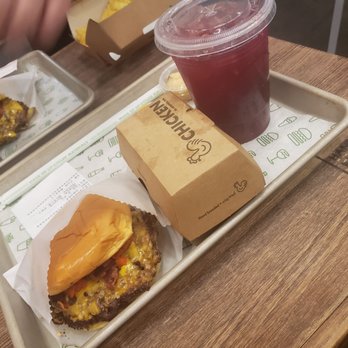 Shake Shack Thayer Street - Fast Food Near Me - Providence, Rhode Island