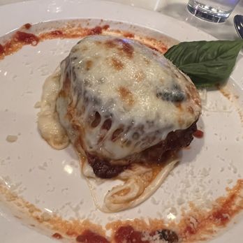 Roberto's - Parmigiana di Melanzane e Zucchine - 10/10 - Italian Near Me - Bronx, New York Roberto's - Parmigiana di Melanzane e Zucchine - 10/10 - Italian Near Me - Bronx, New York