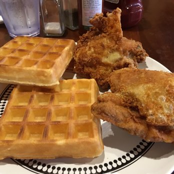 Daddy O’s - Broasted Chicken and Waffles! - New American Near Me - Lihue, Hawaii