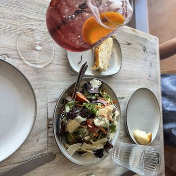 Capri Lasagneria - Basic salad and blood orange drink - Italian Near Me - Burlingame, California Capri Lasagneria - Basic salad and blood orange drink - Italian Near Me - Burlingame, California