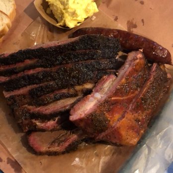 Franklin Barbecue - Barbeque Near Me - Austin, Texas