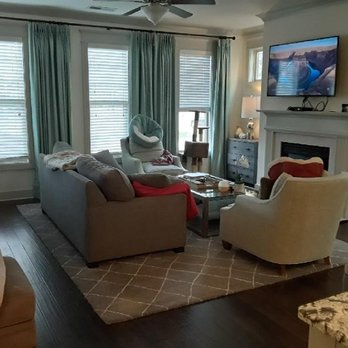 The Chore Experts - Livingroom house cleaning by The Chore Experts maid service - Home Cleaning Near Me - Smyrna, Georgia The Chore Experts - Livingroom house cleaning by The Chore Experts maid service - Home Cleaning Near Me - Smyrna, Georgia
