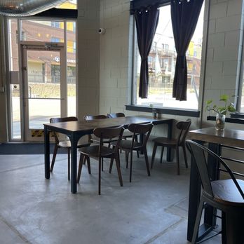 Coffeegraph - Seating area - Coffee & Tea Near Me - Denver, Colorado