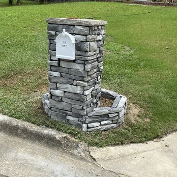 Masonry Creations - Stone Mailbox built from the ground up with flower bed. - Masonry/Concrete Near Me Masonry Creations - Stone Mailbox built from the ground up with flower bed. - Masonry/Concrete Near Me