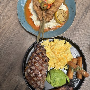 14 North Daiquiri Bar - Fish and grits with steak and eggs platter - Cocktail Bars Near Me - Dania Beach, Florida
