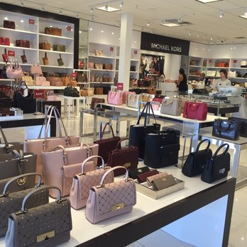 Michael Kors - Outlet Stores Near Me - Queenstown, Maryland