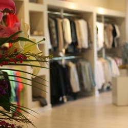 Avenue Fashions - Clothing store