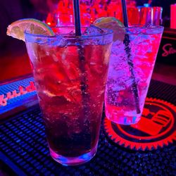 Bacchus Waikiki - Rum and Coke (left) and vodka tonic (right)  IG: @fooddeclassified