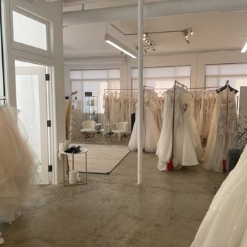 Fleurish L.A. - An array of selection for all styles and tastes. - Bridal Near Me - Los Angeles, California Fleurish L.A. - An array of selection for all styles and tastes. - Bridal Near Me - Los Angeles, California