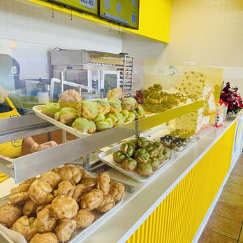 Beard Papa's - My happy place - Beard Papa's Cream Puff in Tracy - Desserts Near Me - Tracy, California