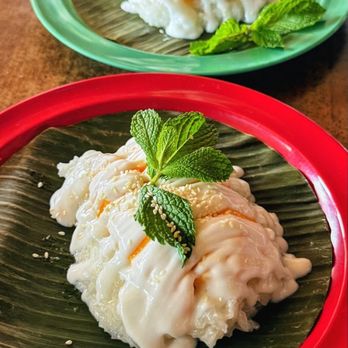 Sticky Rice Echo Park - Mango Sticky Rice - Thai Near Me - Los Angeles, California Sticky Rice Echo Park - Mango Sticky Rice - Thai Near Me - Los Angeles, California