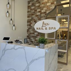 Lux Nail Spa