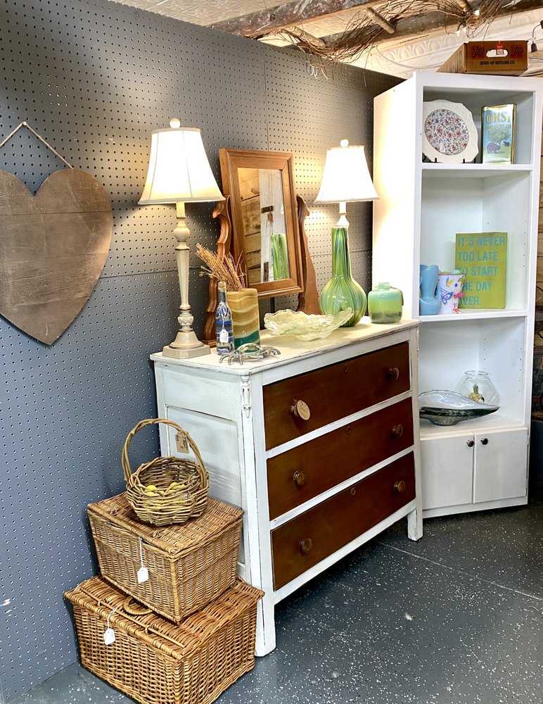 PICKER’S PARADISE GREENSBURG Updated August 2024 77 Photos & 11