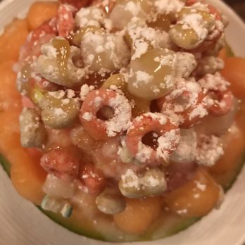 C'est Bien Thai - THIS Bingsoo IS SO GOOD!! Just get it! The cantaloupe is so soft and sweet! - Thai Near Me - Chicago, Illinois
