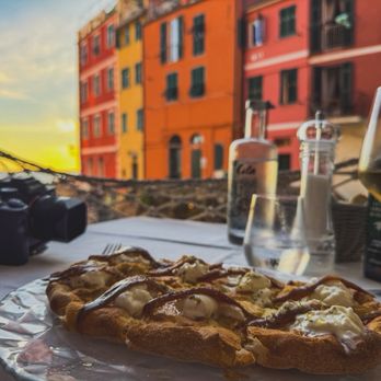 Dau Cila - Wine Bars Near Me - La Spezia, SP Dau Cila - Wine Bars Near Me - La Spezia, SP