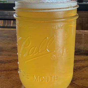 Edley’s Bar B Que - Edley's Hazy IPA - Barbeque Near Me - Glen Carbon, Illinois