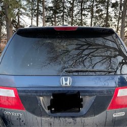 Alberts Body and Paint - Fix back window