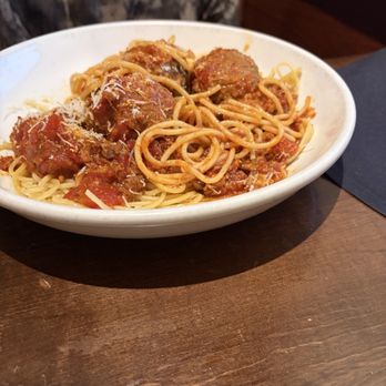 Olive Garden - Ala Moana - Pasta: Spaghetti Sauce: Meat Sauce Protein: Meatballs - Italian Near Me - Honolulu, Hawaii Olive Garden - Ala Moana - Pasta: Spaghetti Sauce: Meat Sauce Protein: Meatballs - Italian Near Me - Honolulu, Hawaii
