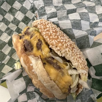 Underbelly Burger - Burgers Near Me - Houston, Texas